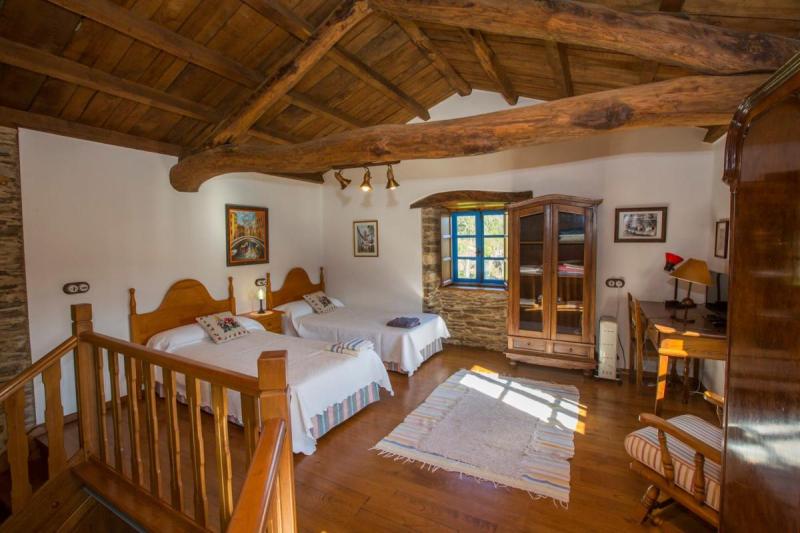 vivienda-turistica-casa-quitapenas-turismo-rural-trabada-41-lightbox